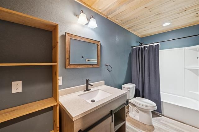 67863 Topside Road, Iron River, WI 54847