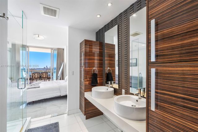 2020 N Bayshore Dr 2305, Miami, FL 33137