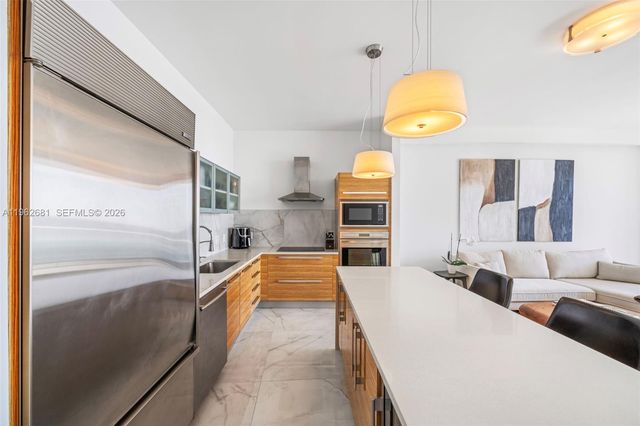 2020 N Bayshore Dr 2305, Miami, FL 33137