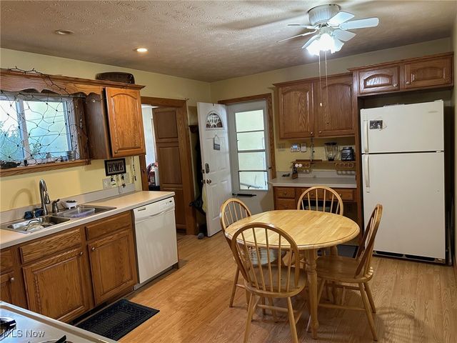 9626 Windham Parkman Road, Windham, OH 44288