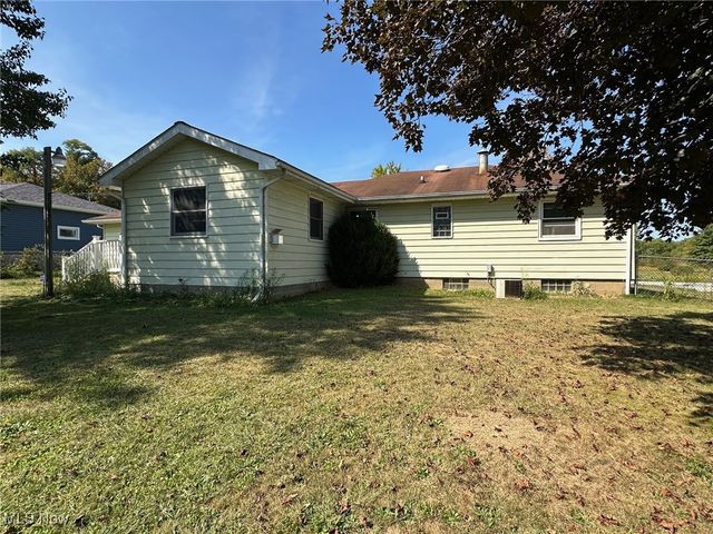 9626 Windham Parkman Road, Windham, OH 44288