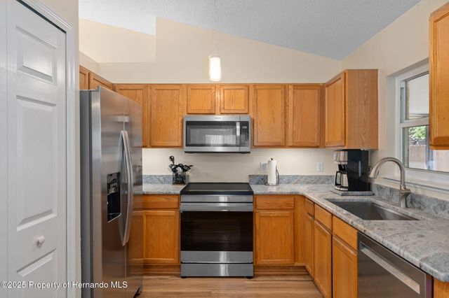 9289 Chilton Street, Spring Hill, FL 34608