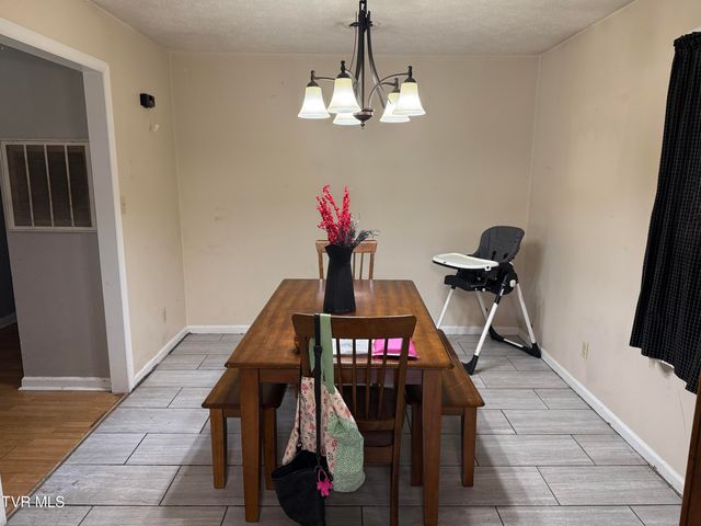 602 Northeast Liberty Lane, Wise, VA 24293