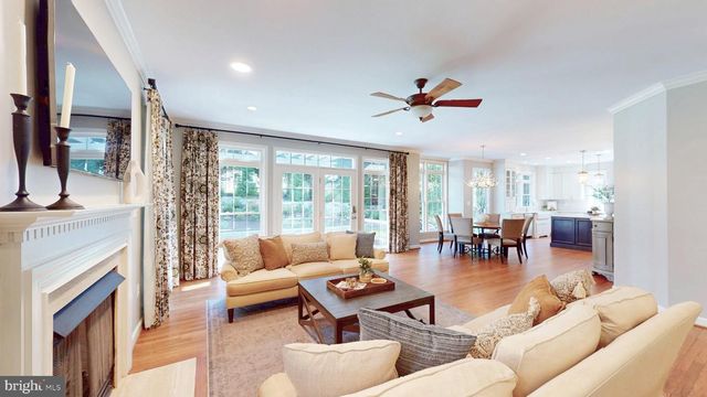 47292 MIDDLE BLUFF PL, Sterling, VA 20165