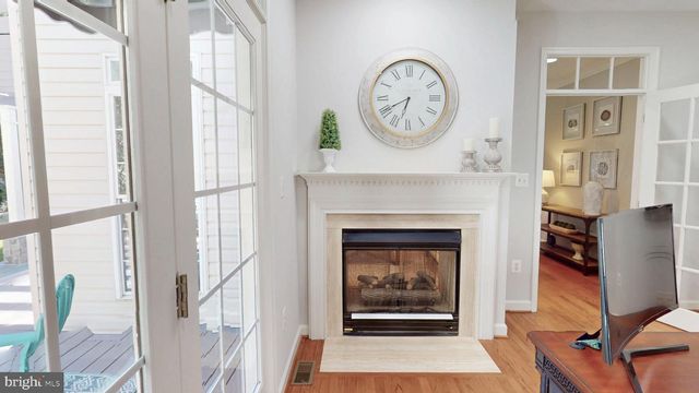 47292 MIDDLE BLUFF PL, Sterling, VA 20165
