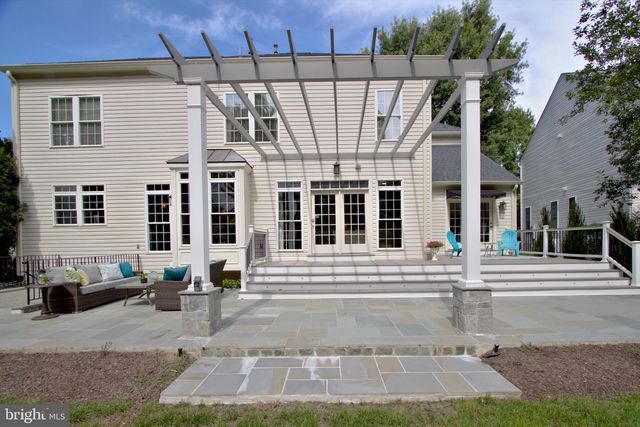 47292 MIDDLE BLUFF PL, Sterling, VA 20165