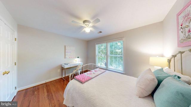 47292 MIDDLE BLUFF PL, Sterling, VA 20165
