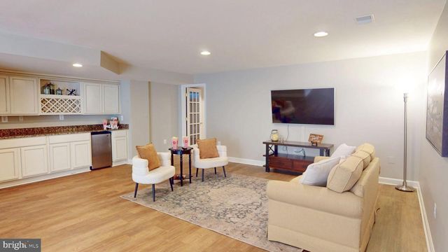 47292 MIDDLE BLUFF PL, Sterling, VA 20165