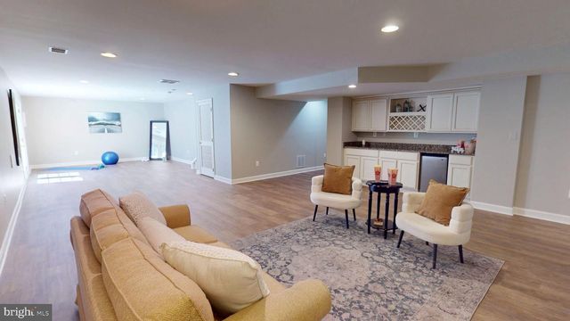 47292 MIDDLE BLUFF PL, Sterling, VA 20165
