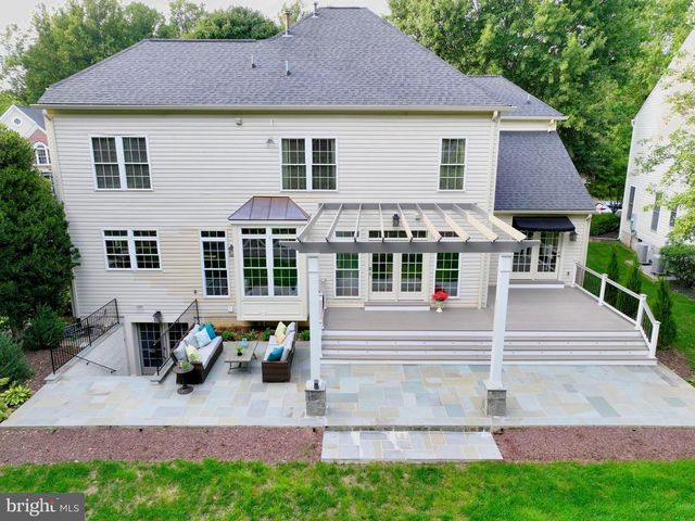 47292 MIDDLE BLUFF PL, Sterling, VA 20165