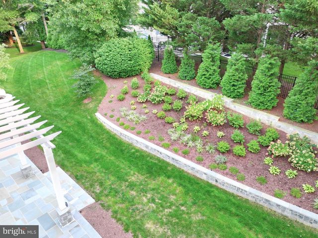 47292 MIDDLE BLUFF PL, Sterling, VA 20165