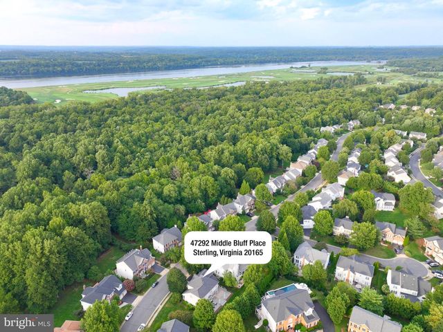 47292 MIDDLE BLUFF PL, Sterling, VA 20165