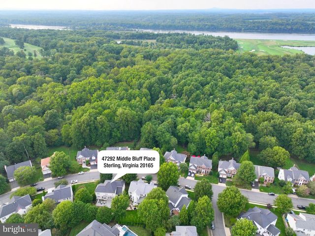 47292 MIDDLE BLUFF PL, Sterling, VA 20165