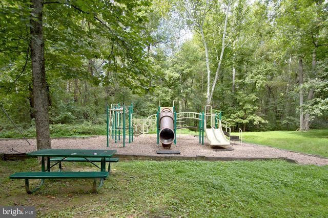 47292 MIDDLE BLUFF PL, Sterling, VA 20165