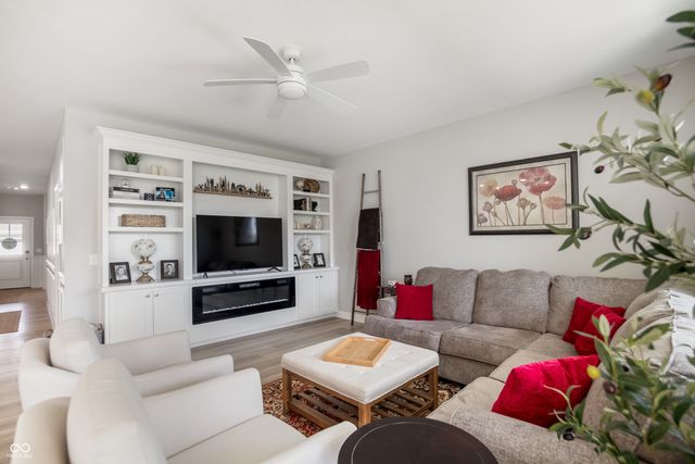 5189 Bayberry Court, Whitestown, IN 46075