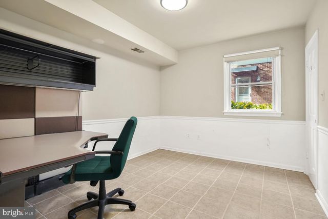 6871 CHURCHILL RD, Mclean, VA 22101