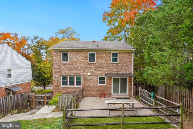 6871 CHURCHILL RD, Mclean, VA 22101