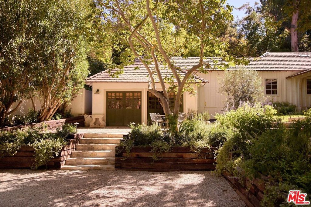 3142 Brookdale Road, Studio City, CA 91604