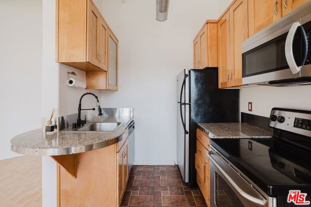 312 W 5th Street 1112, Los Angeles, CA 90013