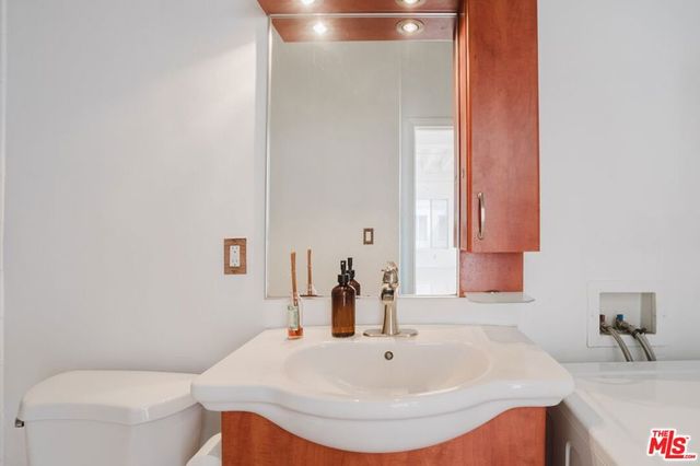 312 W 5th Street 1112, Los Angeles, CA 90013