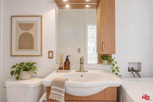 312 W 5th Street 1112, Los Angeles, CA 90013