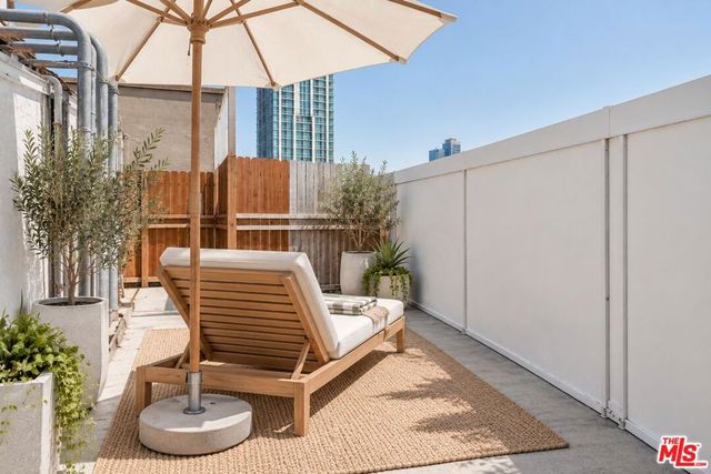 312 W 5th Street 1112, Los Angeles, CA 90013