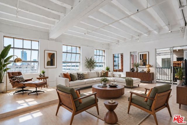 312 W 5th Street 1112, Los Angeles, CA 90013