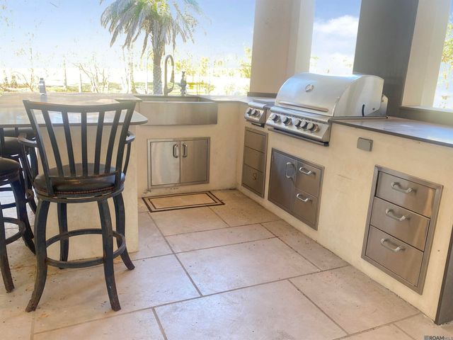 40102 River Winds Ct, Gonzales, LA 70737