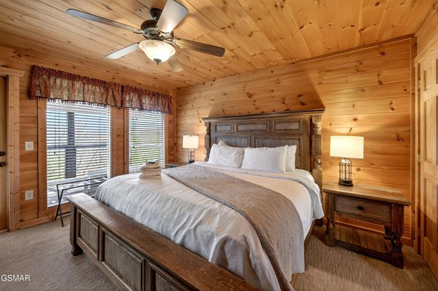 1118 Eagle Pointe Way, Pigeon Forge, TN 37863