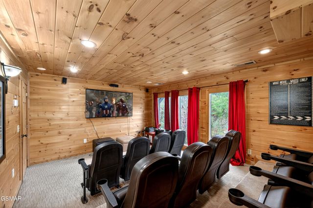 1118 Eagle Pointe Way, Pigeon Forge, TN 37863