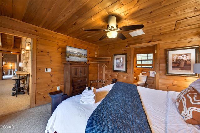 1118 Eagle Pointe Way, Pigeon Forge, TN 37863