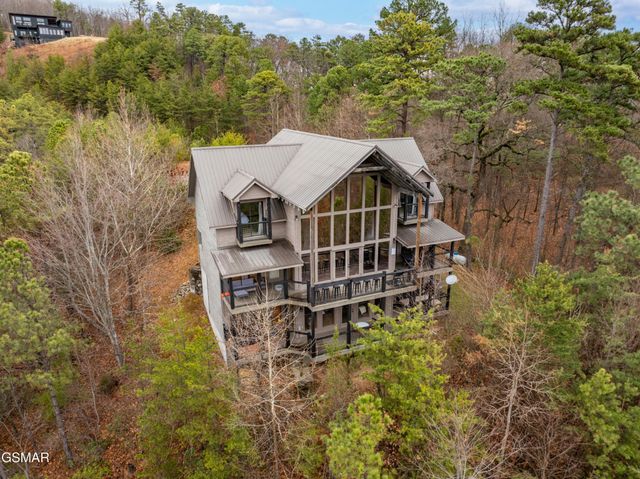 1118 Eagle Pointe Way, Pigeon Forge, TN 37863