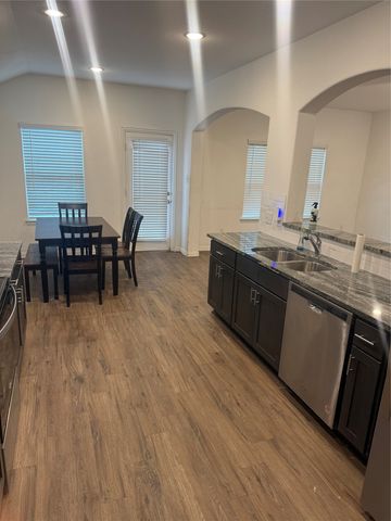 2012 Princeton Avenue, Farmersville, TX 75442