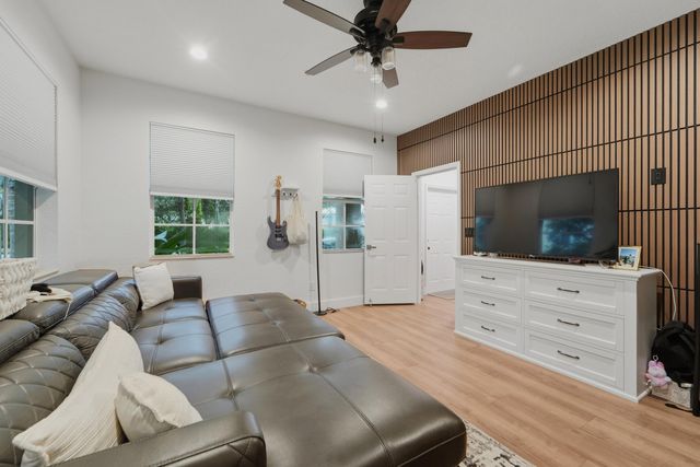 297 E Bay Cedar Circle, Jupiter, FL 33458