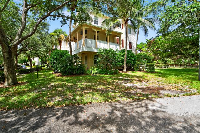 297 E Bay Cedar Circle, Jupiter, FL 33458