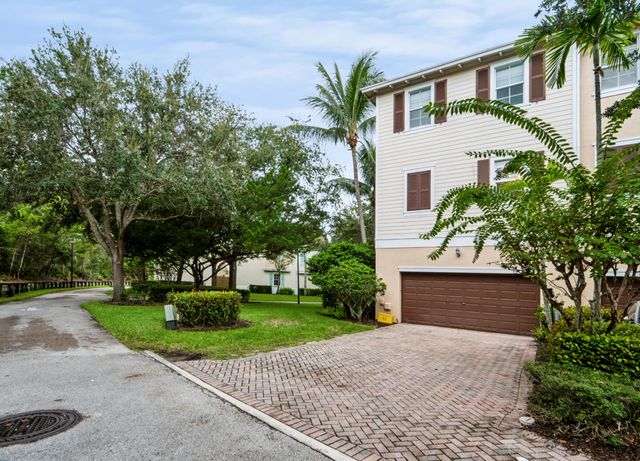 297 E Bay Cedar Circle, Jupiter, FL 33458