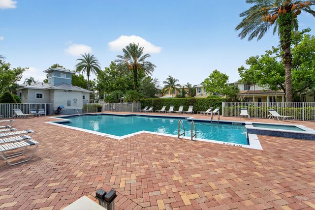 297 E Bay Cedar Circle, Jupiter, FL 33458