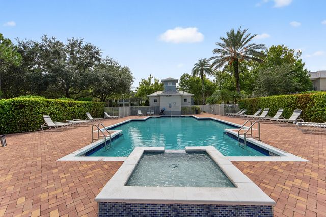 297 E Bay Cedar Circle, Jupiter, FL 33458