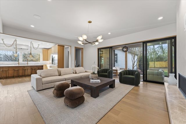 1115 Wilson Pike, Brentwood, TN 37027