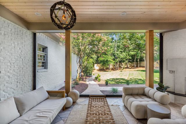 1115 Wilson Pike, Brentwood, TN 37027