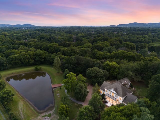 1115 Wilson Pike, Brentwood, TN 37027