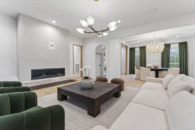 1115 Wilson Pike, Brentwood, TN 37027