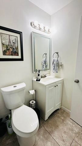 2105 Wharf Lane, Greenacres, FL 33463