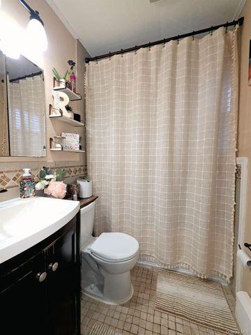 890 Clay Street, Baldwin, NY 11510