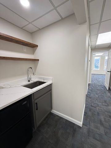 11 Summer St 2, Chelmsford, MA 01824