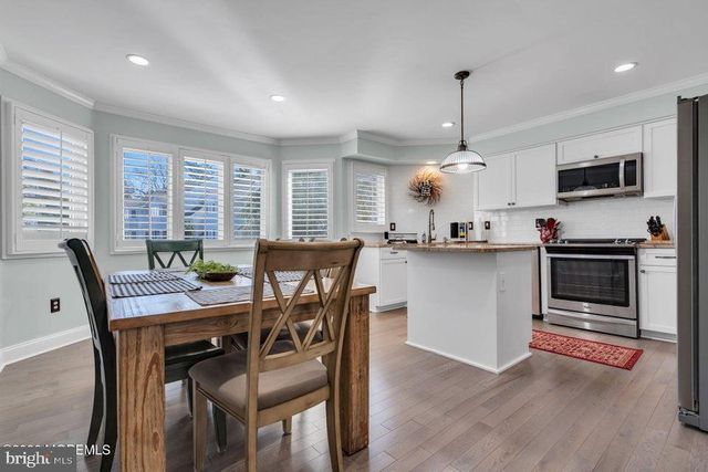 172 IMPATIENS CT, Toms River, NJ 08753