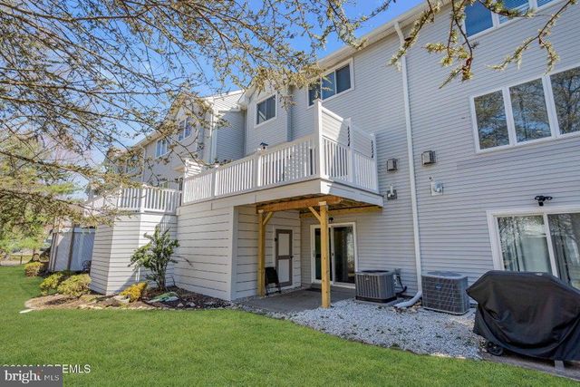 172 IMPATIENS CT, Toms River, NJ 08753