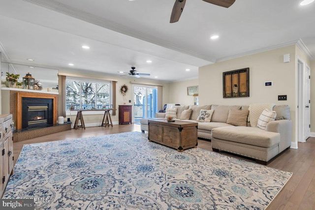 172 IMPATIENS CT, Toms River, NJ 08753