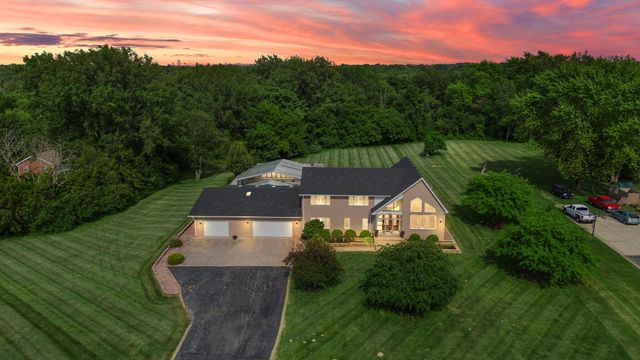 11341 Lakewood Street, Crown Point, IN 46307