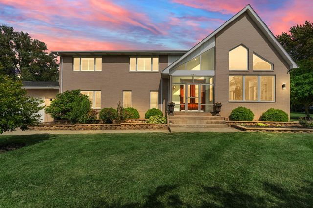 11341 Lakewood Street, Crown Point, IN 46307